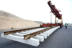 موانع حضور ایران در بازارهای بین‌المللی جدید از نگاه یک کارشناس اقتصادی | اگر حلقه همسایگان را ایجاد کنیم تجارت توسعه پیدا می‌کند