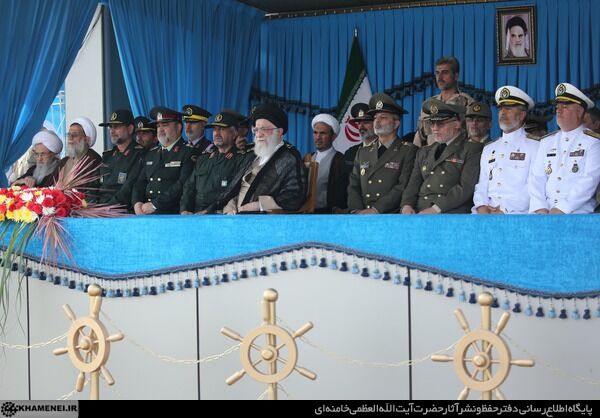 مراسم مشترک دانش‌آموختگی دانشجویان دانشگاه‌های افسری ارتش با حضور مقام معظم رهبری