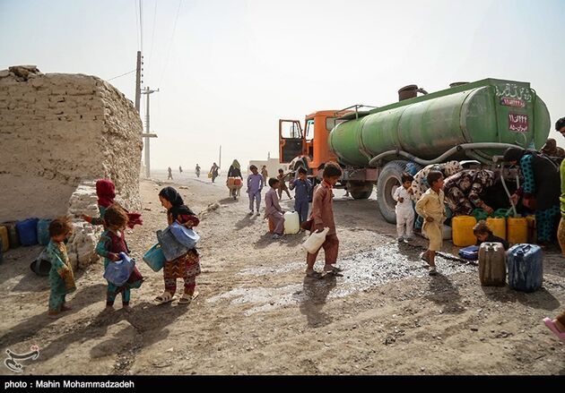 روستاهای هیرمند در بحران
