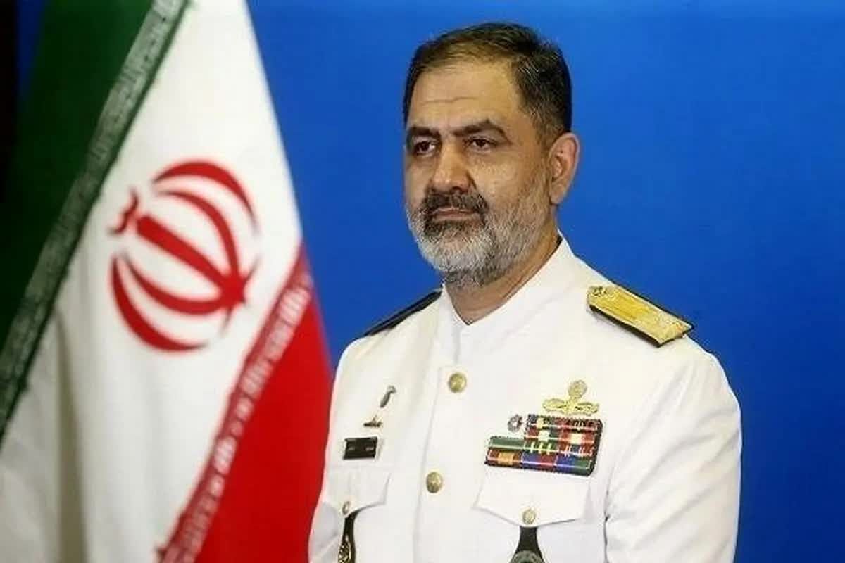 امیر دریادار ایرانی: صنعت دفاعی از دل تحریم‌ها سربرآورد