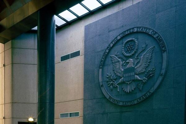 حمله پهپادی به سفارت آمریکا در عراق/ آژیر خطر به صدا درآمد

