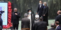 دست دادن روحانی با قالیباف از زیر عبا /غیب مشکوک برادران لاریجانی در مراسم تحلیف