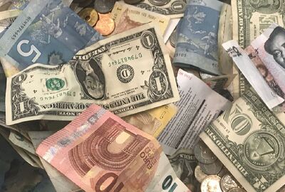 عقبگرد قیمت لیر ترکیه و درهم امارات؛ دینار در سرازیری/ رونق بازار اجاره خودرو در عراق