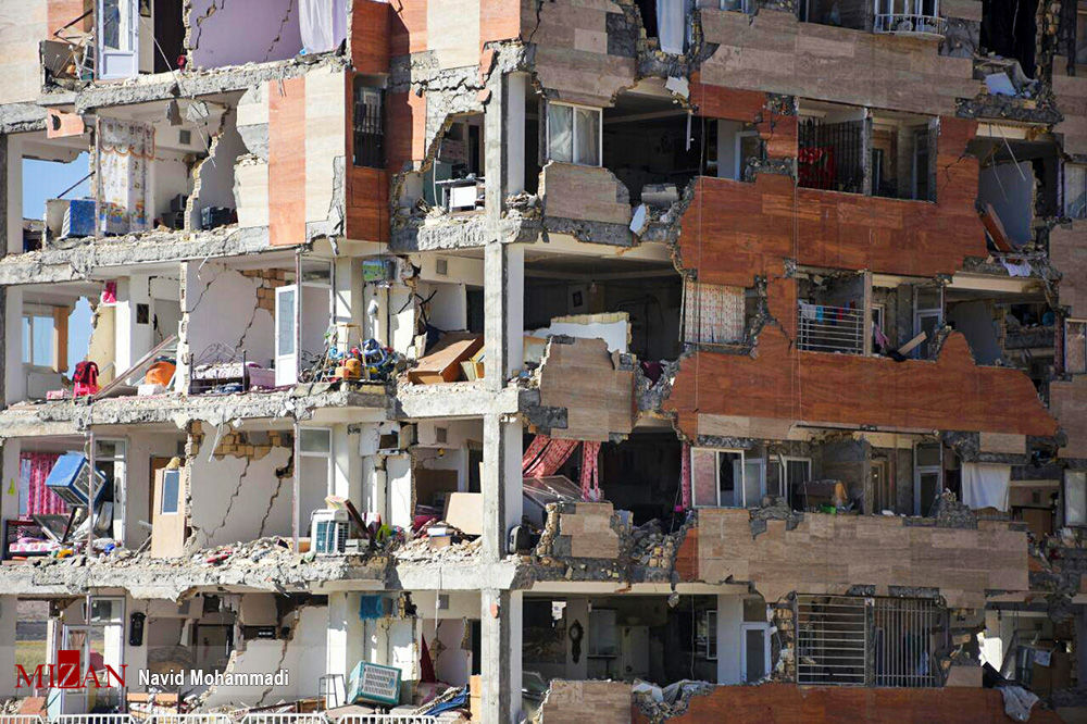 2 نمای تکان دهنده از زلزله کرمانشاه + عکس