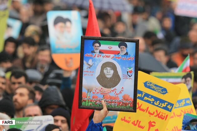 سخنرانی روحانی در مراسم 22 بهمن