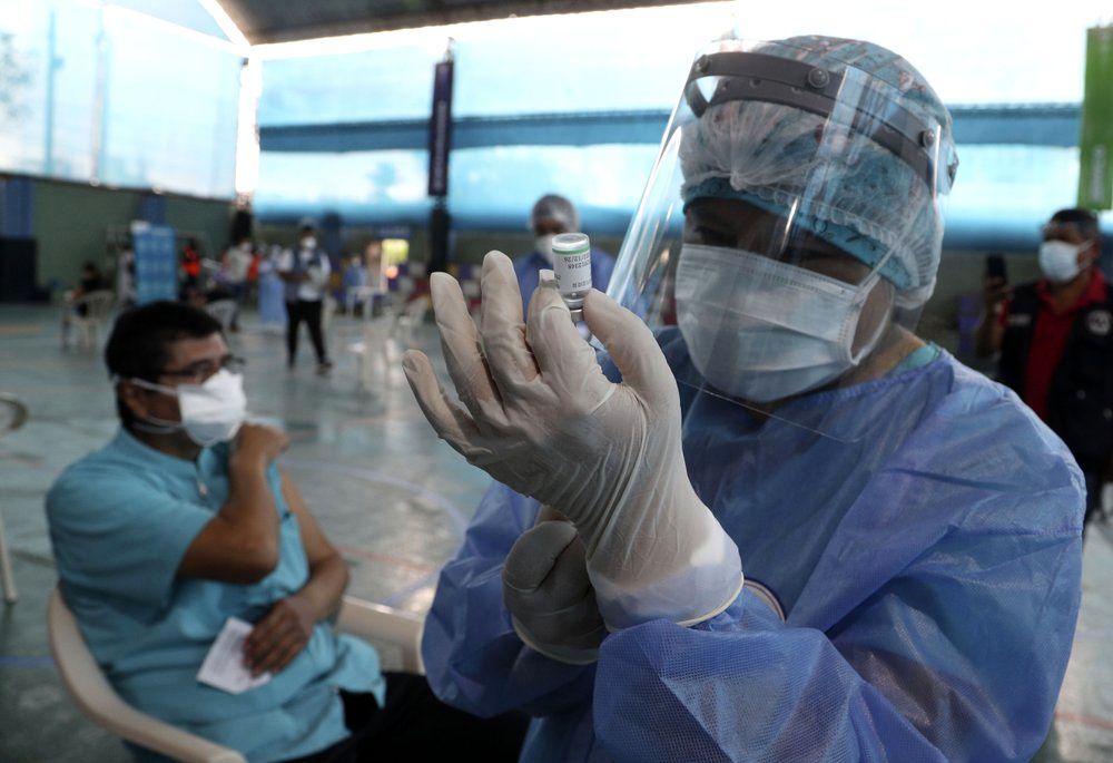 واکسن کرونا دولت را به مرحله سقوط رساند /ادامه رسوائی کرونایی در پرو