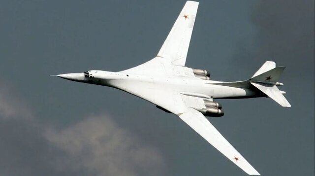 رونمایی روسیه از سنگین‌ترین هواپیمای نظامی مافوق صوت جهان