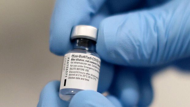 مرگ 6 تن از کسانی که واکسن ضد کرونای فایرز دریافت کردند/ترامپ اولویت را به آمریکایی ها داد