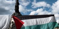 اهتزاز پرچم فلسطین در سفارت فلسطین در لندن+ فیلم
