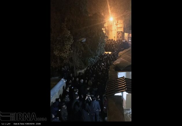 عزاداری در حسینیه جماران و خیابان های اطراف