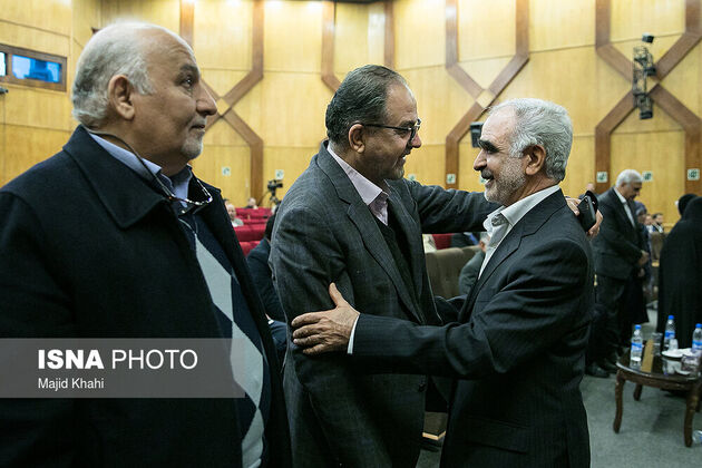  احمدی‌نژاد، قالیباف و جلیلی در گردهمایی اصلاح‌طلبانه