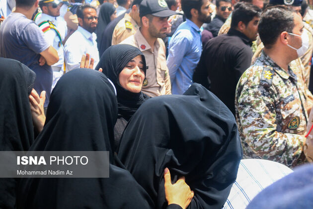 تصاویر مراسم تشییع پیکر شهدای ناوچه کنارک
