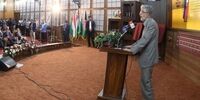 حداد عادل: با ما شوخی کنید ولی زبان فارسی را جدی بگیرید