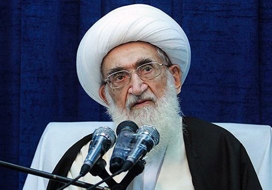 انتقاد شدید مرجع تقلید شیعیان از گرانی و تورم در کشور / کمر مردم از سختی معیشت خم شده است