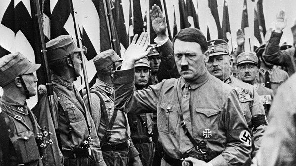 ۱۰ اشتباه بزرگ هیتلر در جنگ جهانی دوم که موجب شکست نازی ها شد + تصاویر


