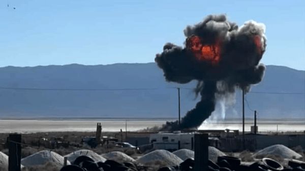 لحظه سقوط یک جنگنده اف -16 آمریکا + فیلم