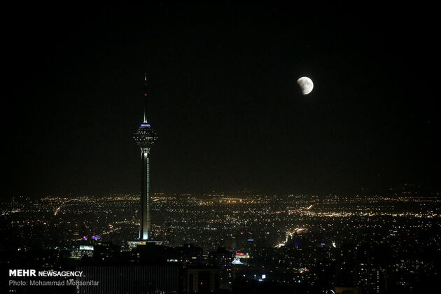 گزارش تصویری ماه گرفتی شب گذشته 