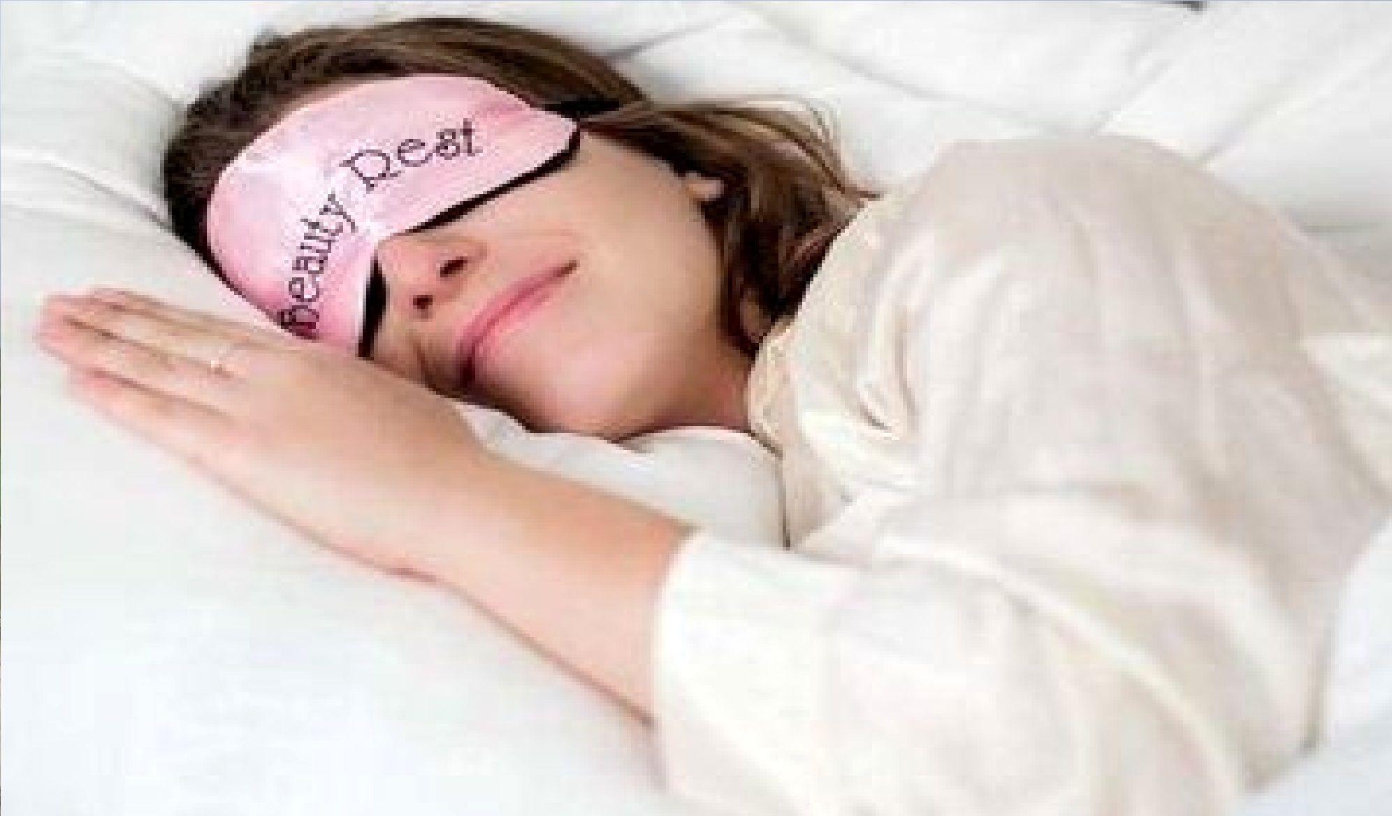 برای بهبود خواب، منیزیم بهتر است یا ملاتونین؟