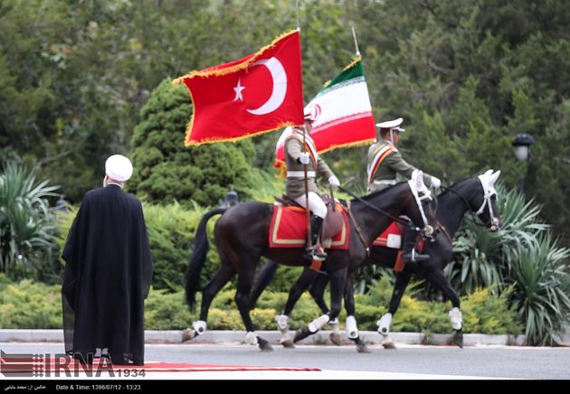 استقبال رسمی روحانی از اردوغان
