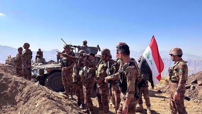 حمله داعش به ارتش عراق و الحشد الشعبی همزمان با درگیری آمریکا 