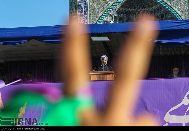 تصاویر سخنرانی حسن روحانی در میدان نقش جهان اصفهان