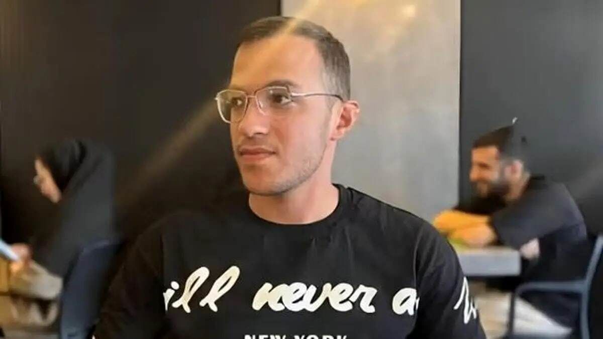 پیگیری دولت در ماجرای خودسوزی جوان اهوازی/  همه ایران داغدار جوان خوزستانی است/ مطمئنا با خاطیان برخورد خواهد شد+ فیلم