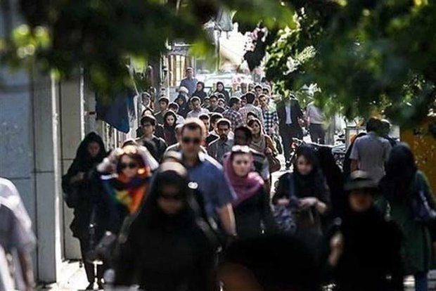 مردم ایران این روزها درباره چه چیزهایی حرف می‌زنند؟/ گفت‌وگو درباره جنگ، مکانیسمی دفاعی برای کاهش اضطراب/ جامعه هنوز در دل امید دارد حتی امید بی‌رمق!