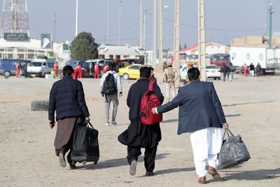 جانشین فراجا: خرید و فروش ملک یا وسایل نقلیه با اتباع غیرمجاز جرم است 2