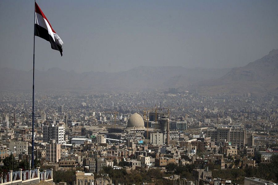 نیروهای وابسته به امارات در یمن  ۱۸ میلیارد ریال یمن را به غارت ببرند