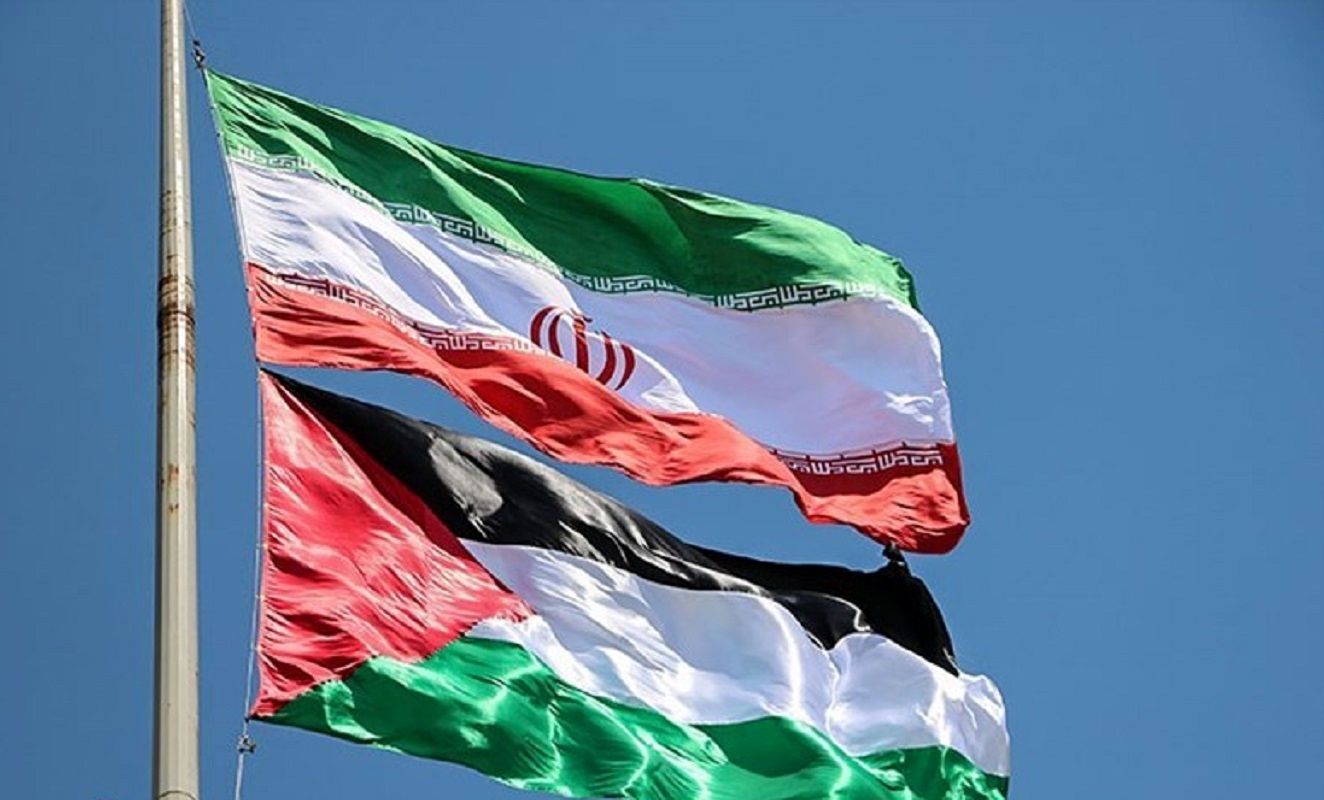 پرچم ایران بر دیوار مسجدالاقصی برافراشته شد