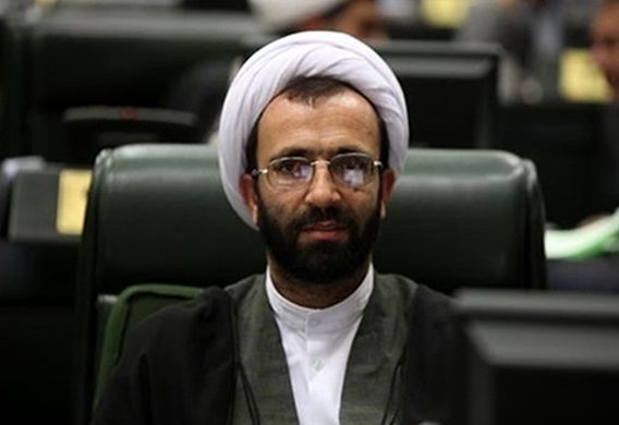 اصرار یک نماینده به وین و ژنو نشینی مدیران کشور/ سلیمی: نگفتم مدیران دولت روحانی!