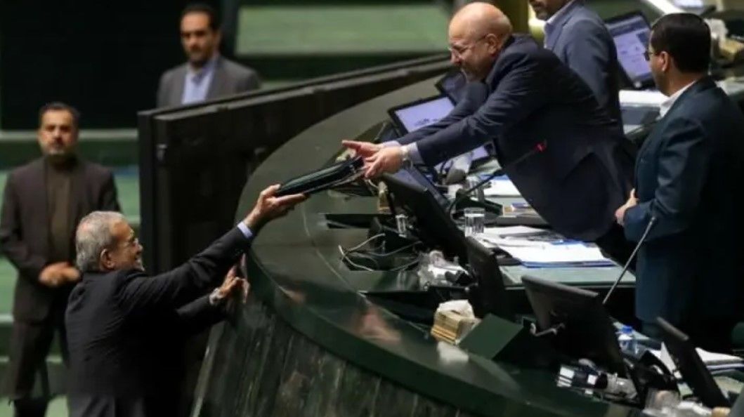 روز مهم بودجه 1405 | چشم‌ها به صحن سبز مجلس دوخته می‌شود