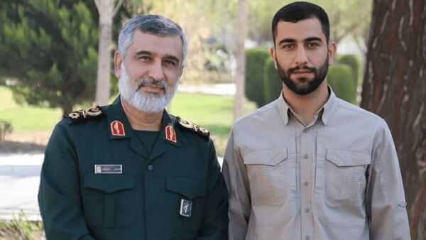 ماجرای بمب گذاری در ماشین سردار حاجی زاده/ راز بادیگارد سردار چگونه فاش شد؟