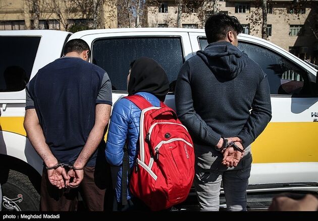 دستگیری سارقان خودرو حمل پول بانک پاسارگاد