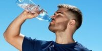 خطرات باورنکردنی نوشیدن آب سرد برای بدن