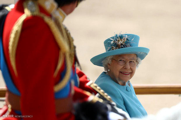 ملکه از سیاستمداران بریتانیا ناامید است