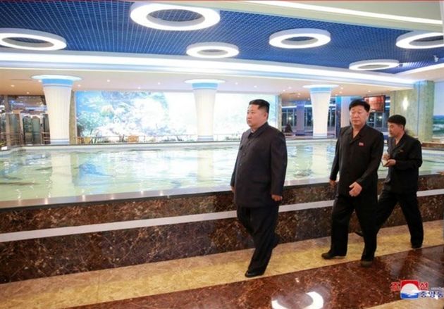 بازدید رهبر کره شمالی از یک رستوران عجیب
