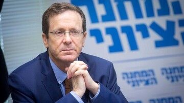 رئیس اسرائیل درخواست استعفا را رد کرد