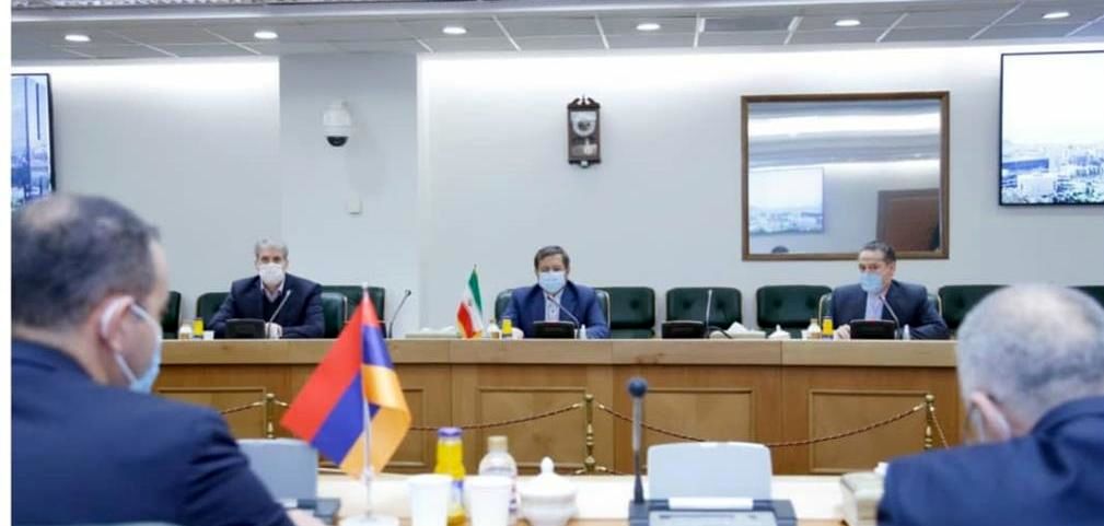  جزییات دیدار رییس‌کل بانک مرکزی   با وزیر اقتصاد ارمنستان  

