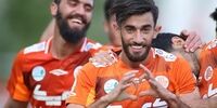 پدیده فوتبال کشور: در ایران نمی‌مانم