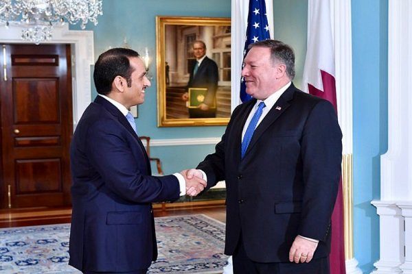 مایک پمپئو با وزیر خارجه قطر دیدار کرد