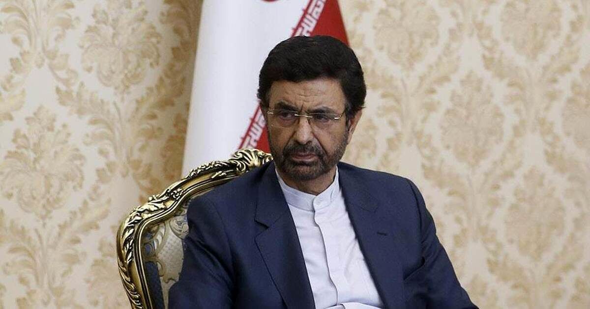 نماینده مجلس: تصویب CFT در زمان نامناسبی انجام شد / اگر پزشکیان در شرم الشیخ حضور داشت مورد تمسخر یا تحقیر ترامپ قرار می‌گرفت