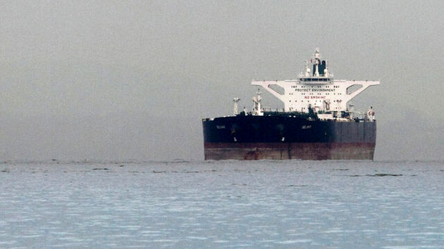 تصاویری از دو غول نفتی ایران که با اسکورت به سواحل ونزوئلا رسیدند / فارست و فورچون