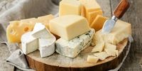 مصرف این نوع پنیر خطر ابتلا به بیماری جدی دارد!