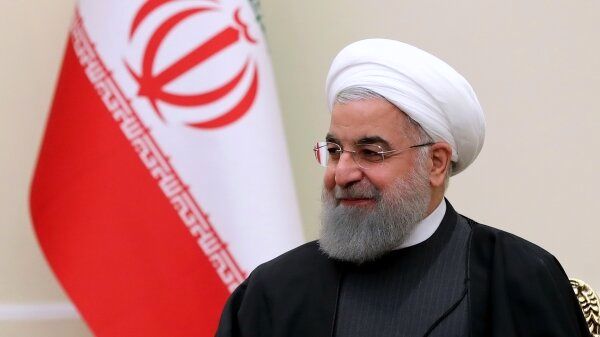 روحانی: ظریف به مقام اجتهاد سیاسی رسیده است/به تلفن اوباما جواب نمی‌دادم برجام شکل نمی‌گرفت/ در صلح حدیبیه پیامبر هم توافق حداکثری نشد