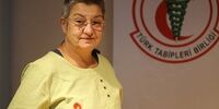 انتقاد از ارتش برای رئیس سندیکای پزشکان گران تمام شد