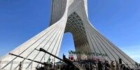 گرامیداشت نوروز از سوی ارتش با شلیک توپ در میدان آزادی