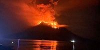فوران آتشفشان در اندونزی احتمال سونامی را افزایش داد/ اعلام بالاترین سطح هشدار