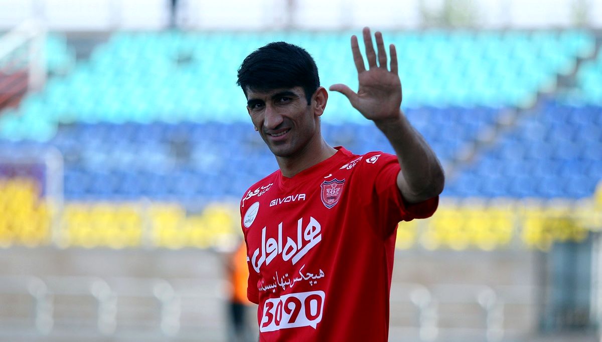 بیرانوند: حضورم در بین دروازه‌بان برتر جهان، افتخاری برای فوتبال ایران است