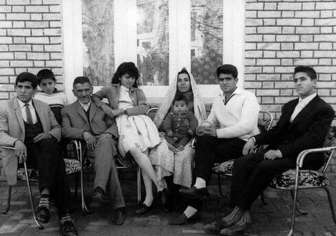محمدرضا شجریان در جوانی